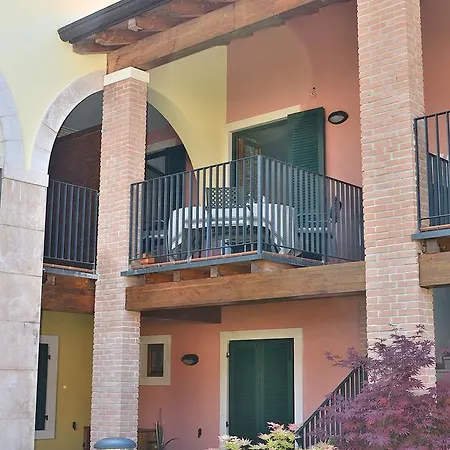 Apartment Corte La Fiorita